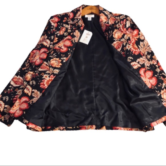 SALE!!! Talbots Women’s Floral Blazer - Picture 2 of 8